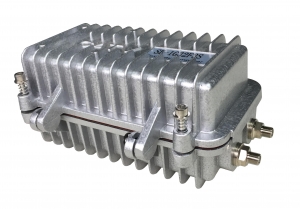 Small size trunk amplifier, 1 active outputs up to 2 with passive splitting, 1 GHz / 200 MHz